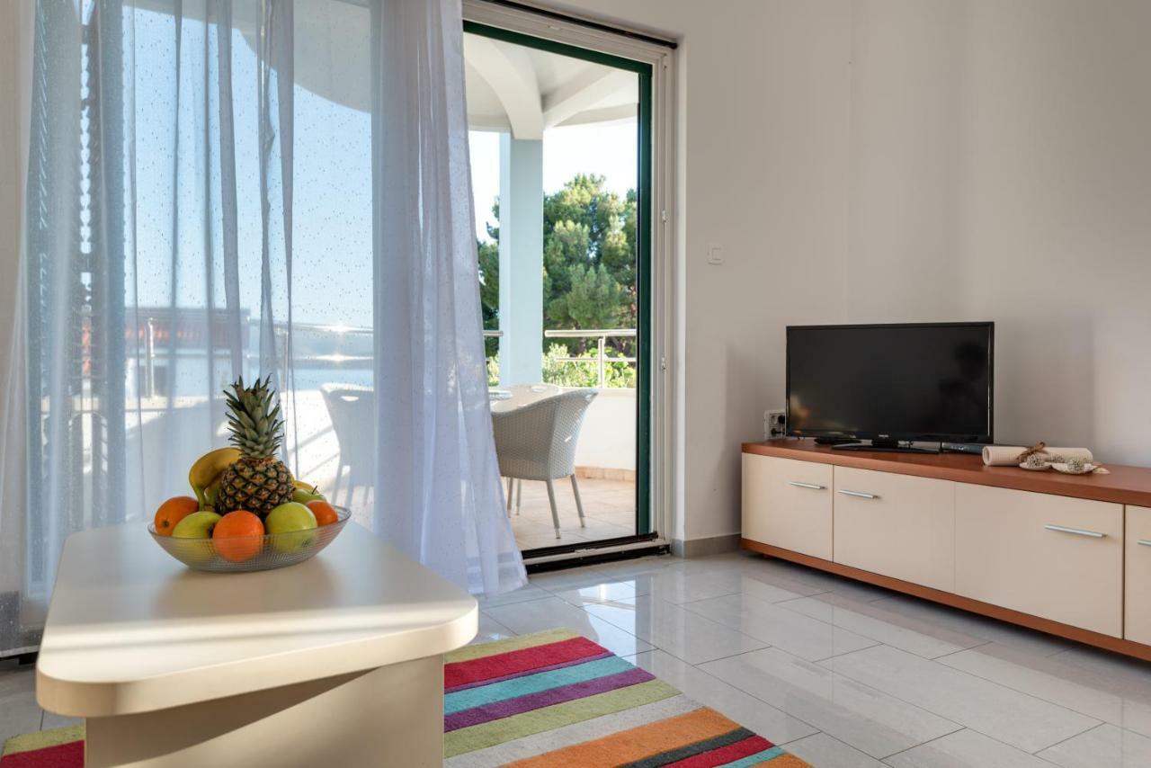 Villa Croatica Apartments Zaboric Ngoại thất bức ảnh