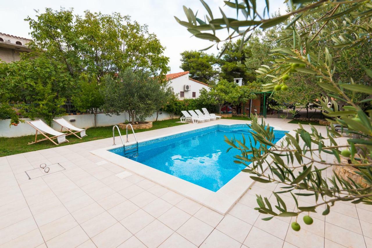 Villa Croatica Apartments Zaboric Ngoại thất bức ảnh