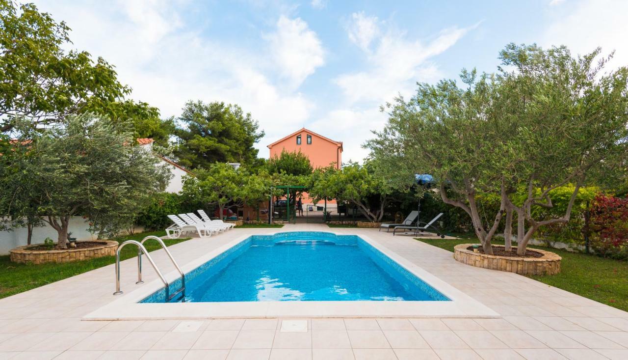 Villa Croatica Apartments Zaboric Ngoại thất bức ảnh